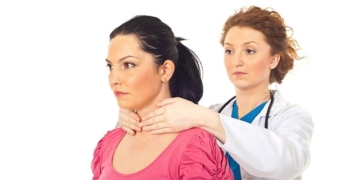 Was ist Kehlkopfkrebs? Ursachen, Symptome, Diagnose und Therapie