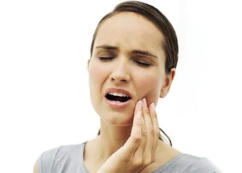 Zahnschmerzen: Ursachen, Behandlung und Zahnextraktion