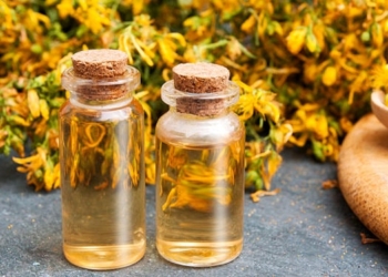 Scharfgarbenöl (Johanniskrautöl): Wirkung, Anwendung und Herstellung